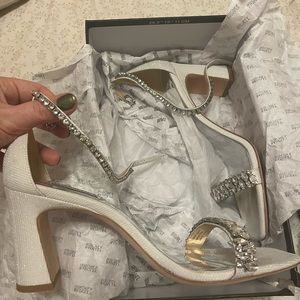 Badgley Mischka white metallic textile heel sandal